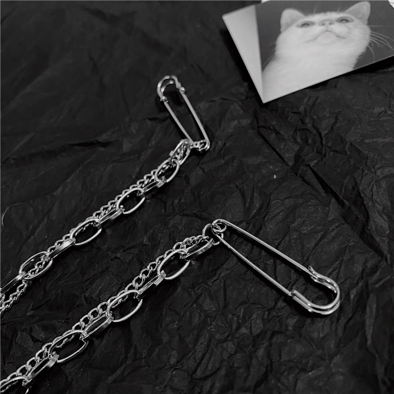 Gothic Double Chain Safety Pin Brooch – Punk Y2K Silver Lapel Accessory
