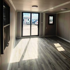 20ft-inclined roof prefabricated container vacation home with expandable folding container house