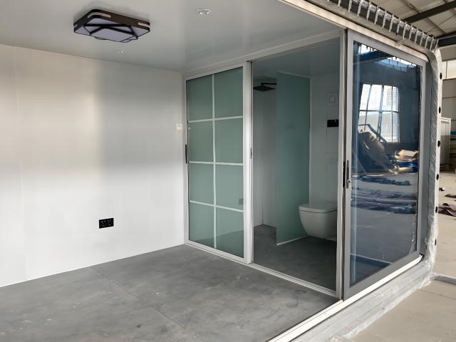 Modern Modular 20FT Movable House Smart Apple Cabin Sleeping Container House