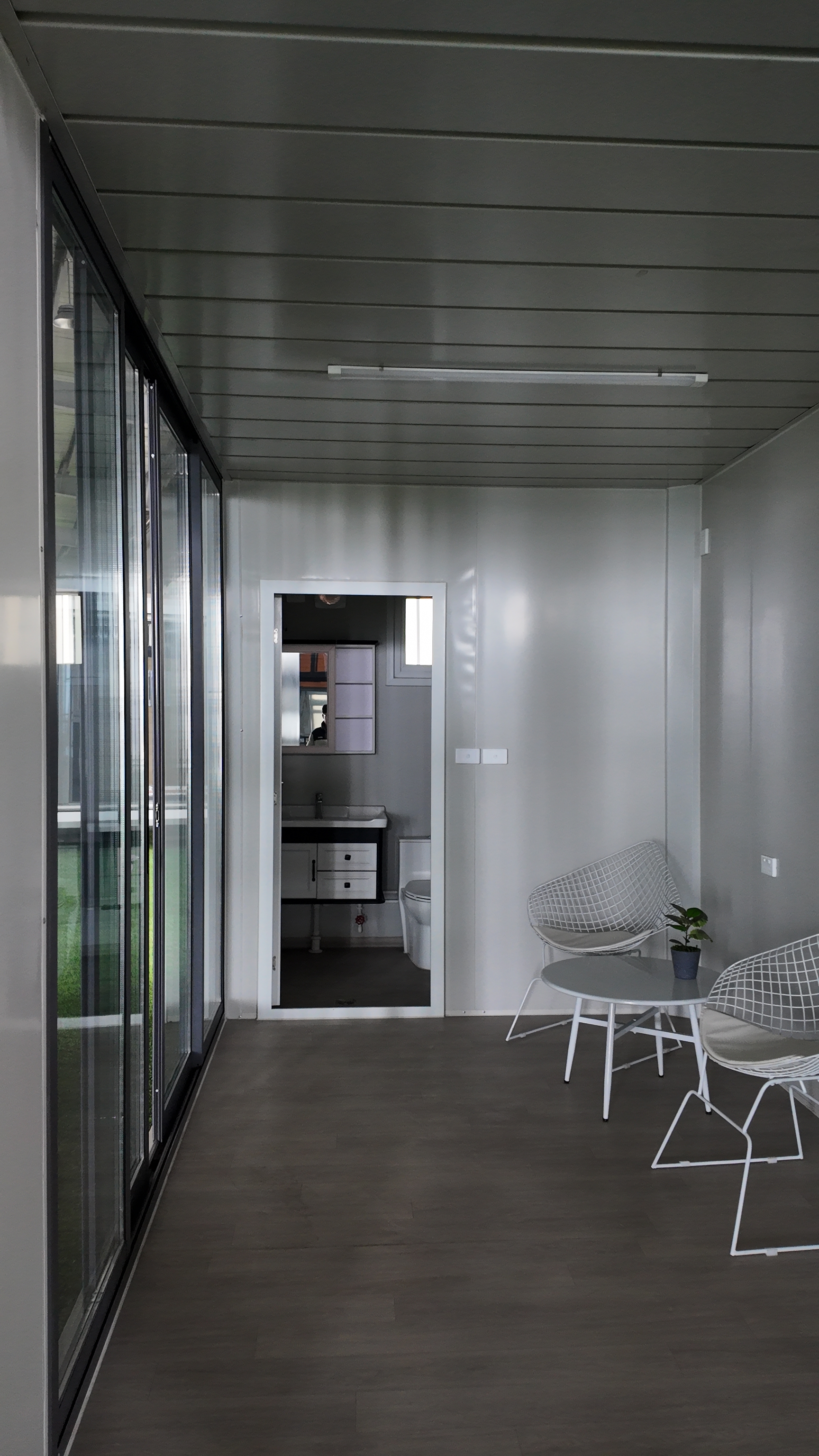 Portable Container House for Rapid Construction and Convenient Temporary Housing