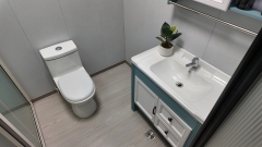 A rapid installation solution for foldable modular container houses, suitable for residential use in guesthouses