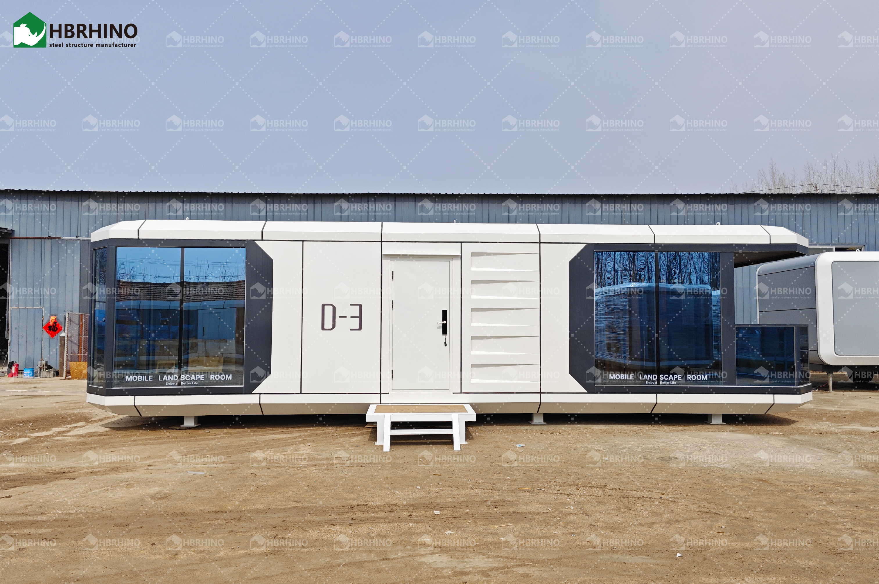 D3-Modern Prefab Space Capsule House, Spacious Mobile Living Pod for Resort Accommodation