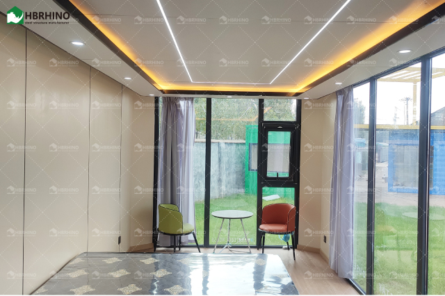 E1-Modern Prefabricated Space Capsule House, Insulated Mobile Homestay Pod for Scenic Resorts