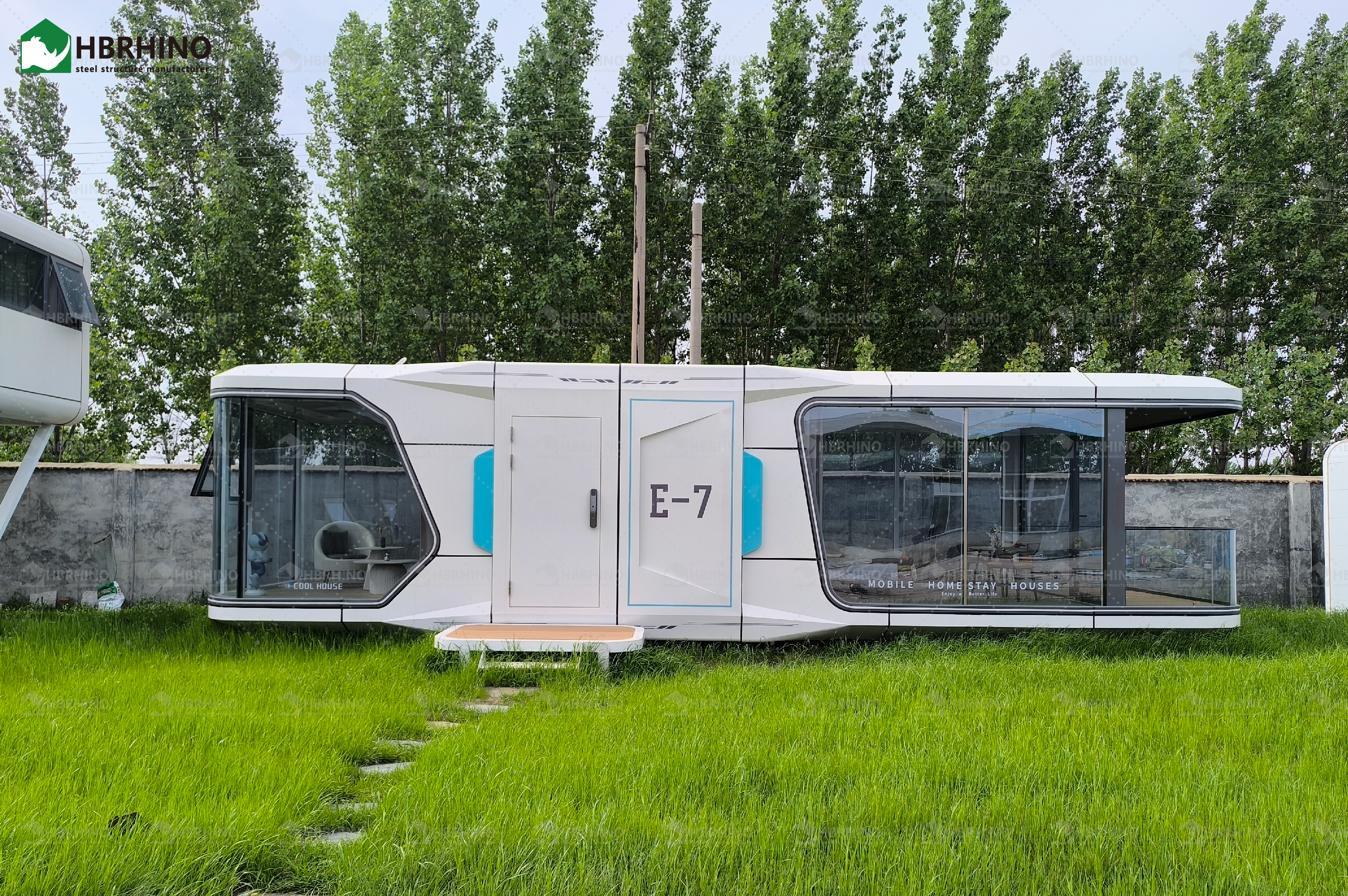 E7-Portable Space Capsule Pod Home Off Grid Solar Integrated Prefab Tiny House 270° Panoramic Glass Quick Assembly for Global Shipping