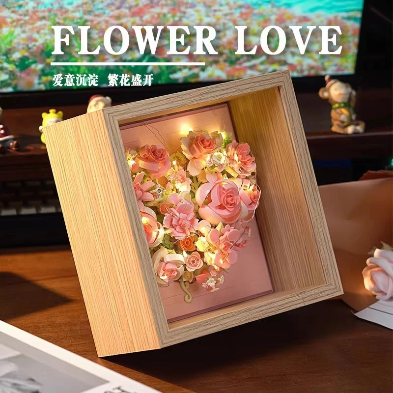 Wekki 517209 - Heart of Flower(With Box)