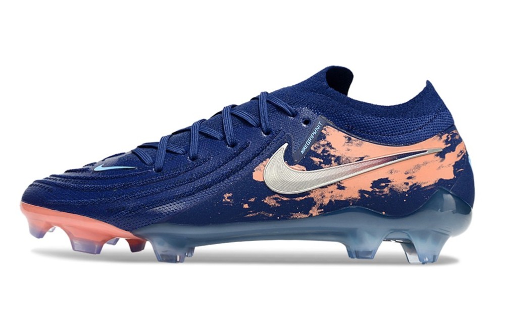 Nike Phantom Luna Elite NU FG - Low-Cut Waterproof Knit Football Boots (Sizes 39-45)