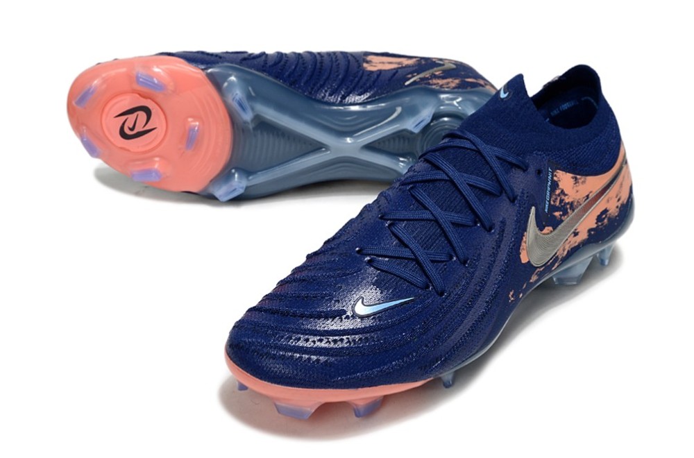 Nike Phantom Luna Elite NU FG - Low-Cut Waterproof Knit Football Boots (Sizes 39-45)