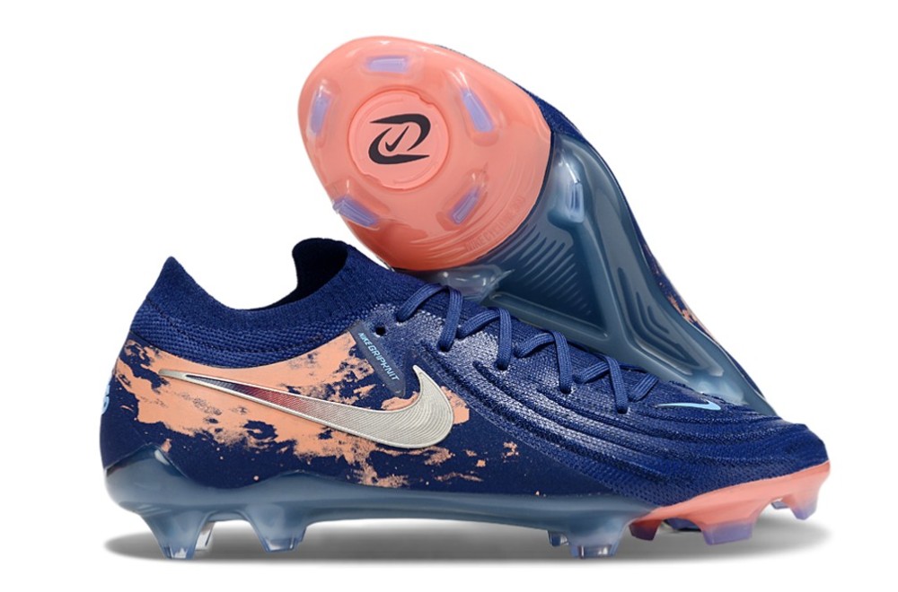 Nike Phantom Luna Elite NU FG - Low-Cut Waterproof Knit Football Boots (Sizes 39-45)