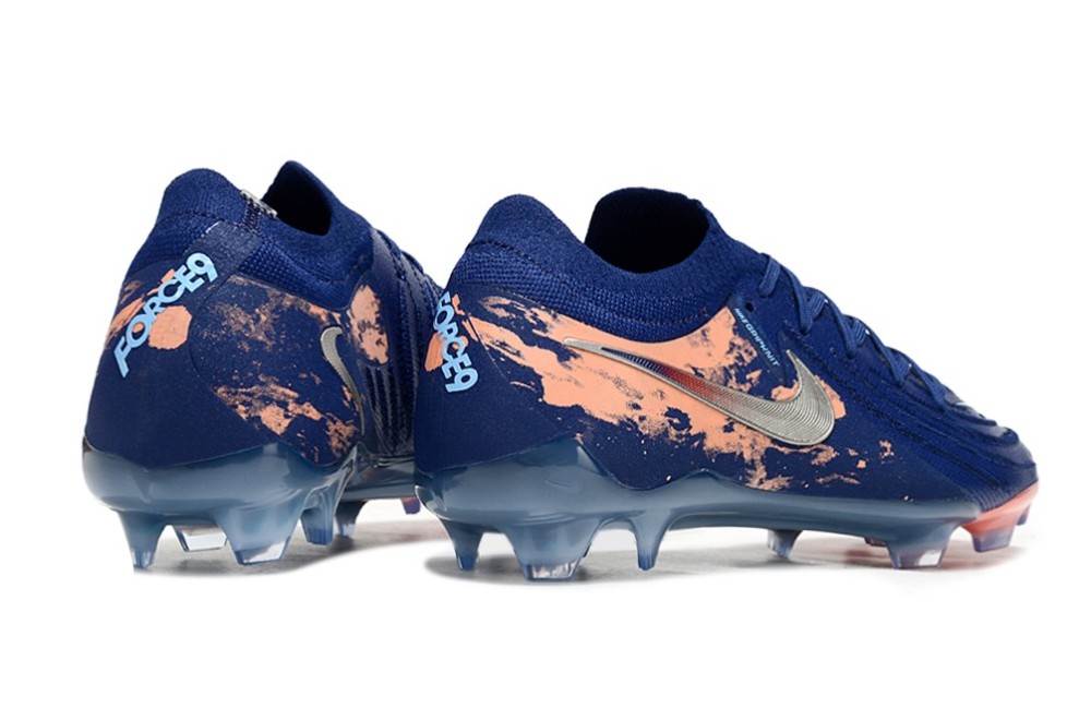 Nike Phantom Luna Elite NU FG - Low-Cut Waterproof Knit Football Boots (Sizes 39-45)