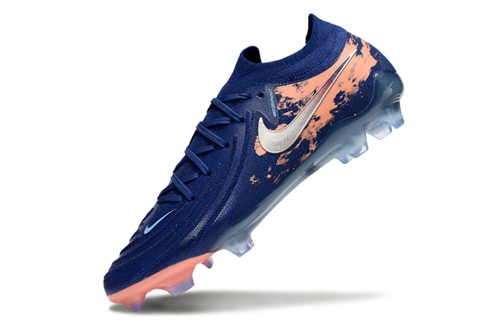 Nike Phantom Luna Elite NU FG - Low-Cut Waterproof Knit Football Boots (Sizes 39-45)