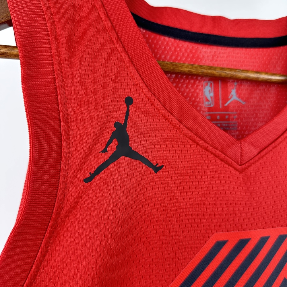 The 23rd season, Trail Blazers, Airman