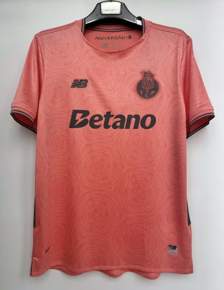 Porto away 2526