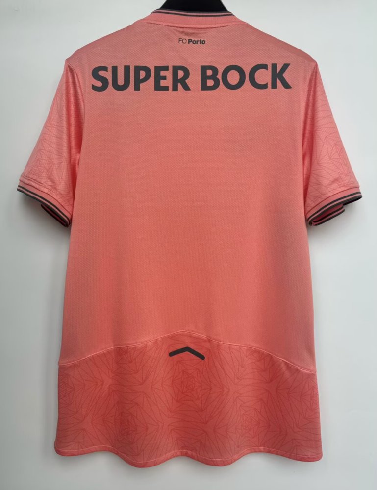 Porto away 2526