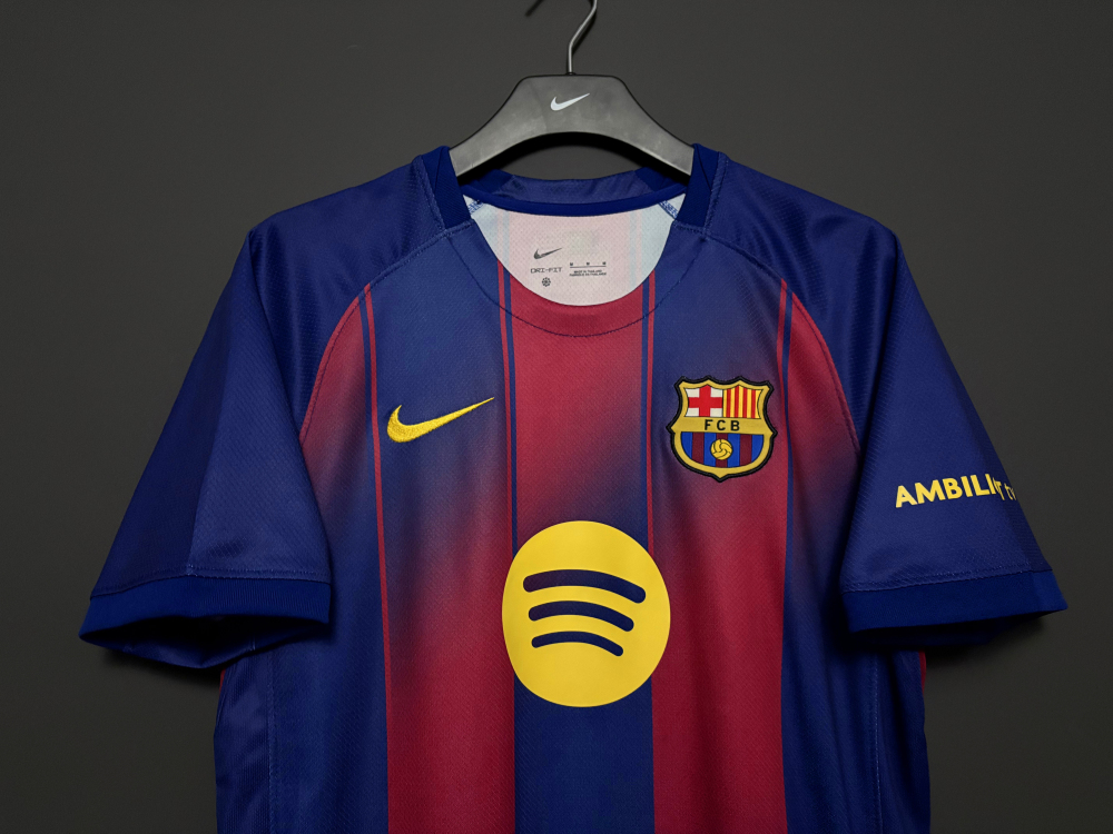 2526 Barcelona Home S-4 XL