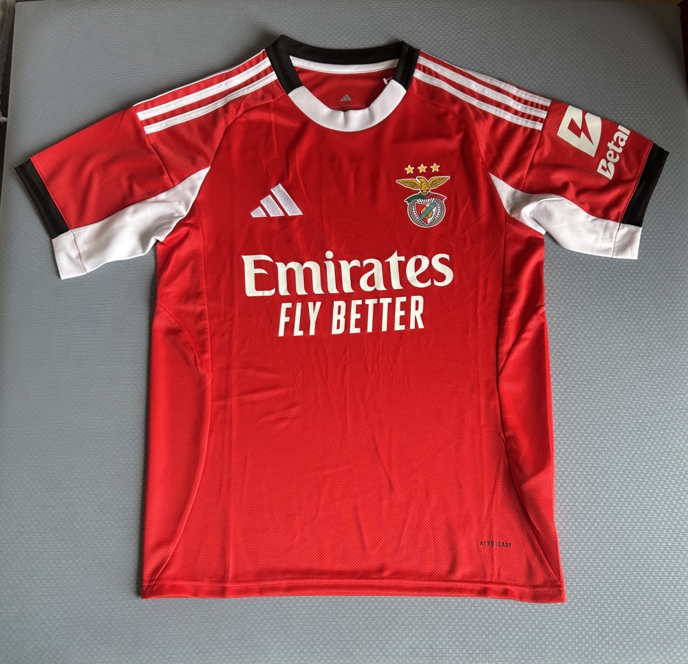 25-26 Benfica home