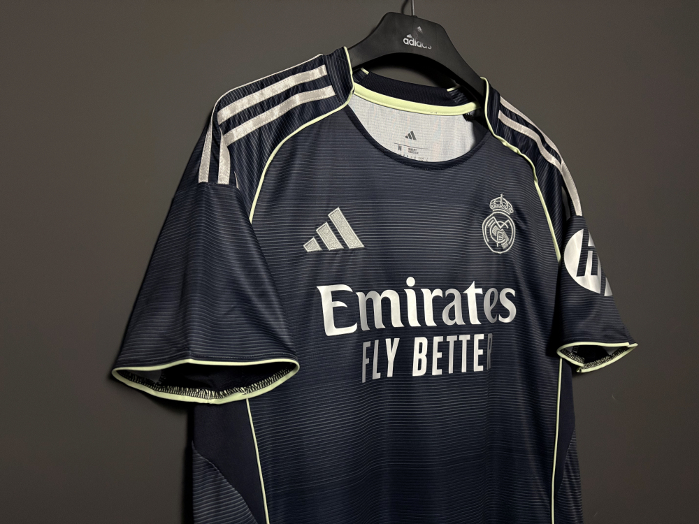 2526 Real Madrid away S-4 XL