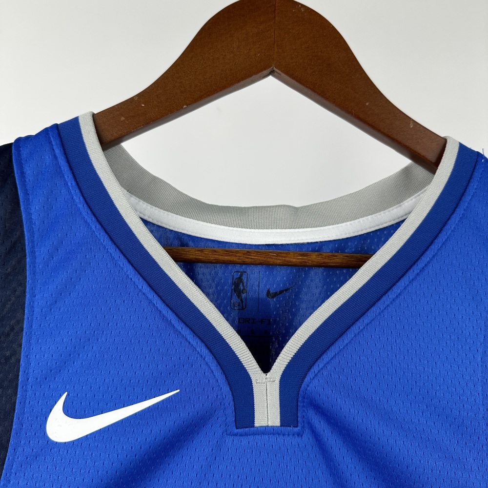 Mavericks Blue No. 32 Flagg