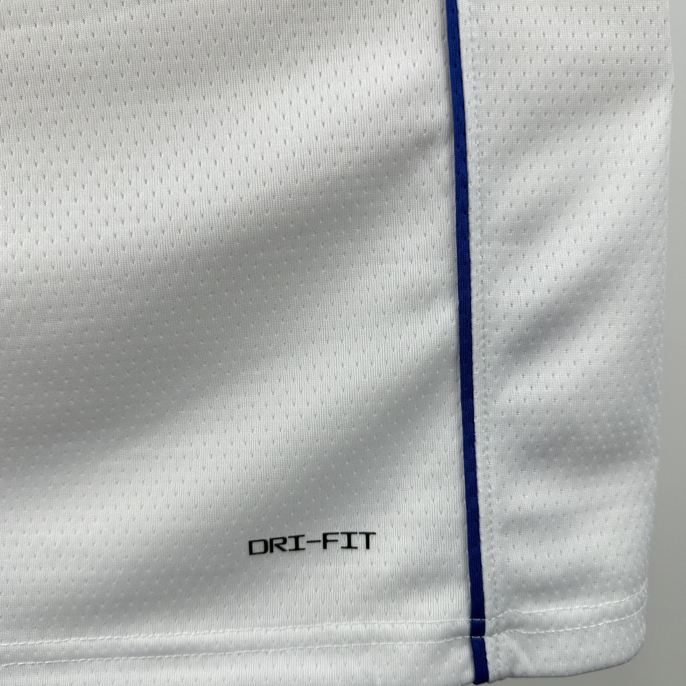 Mavericks' White No. 32 Flagg