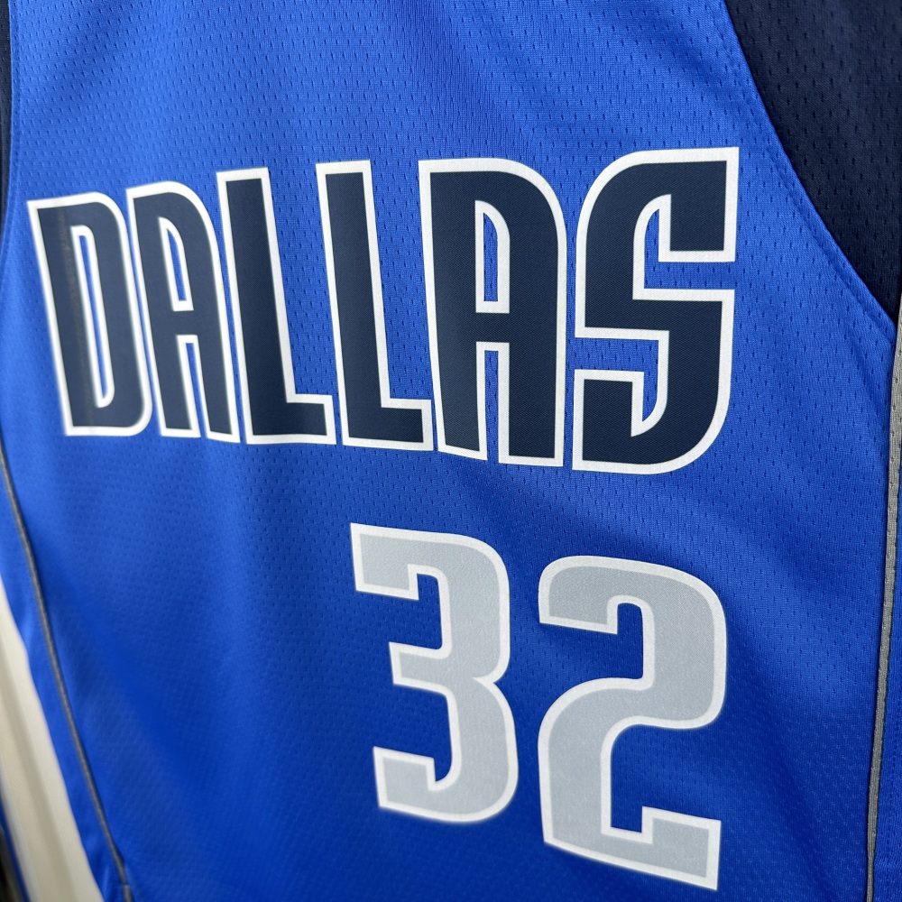 Mavericks Blue No. 32 Flagg
