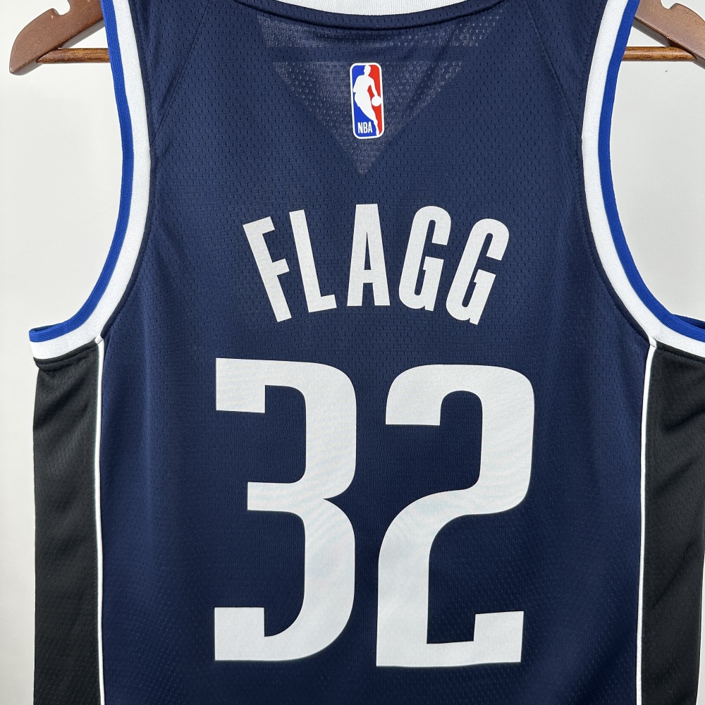 Mavericks Flying Man No. 32 Flagg