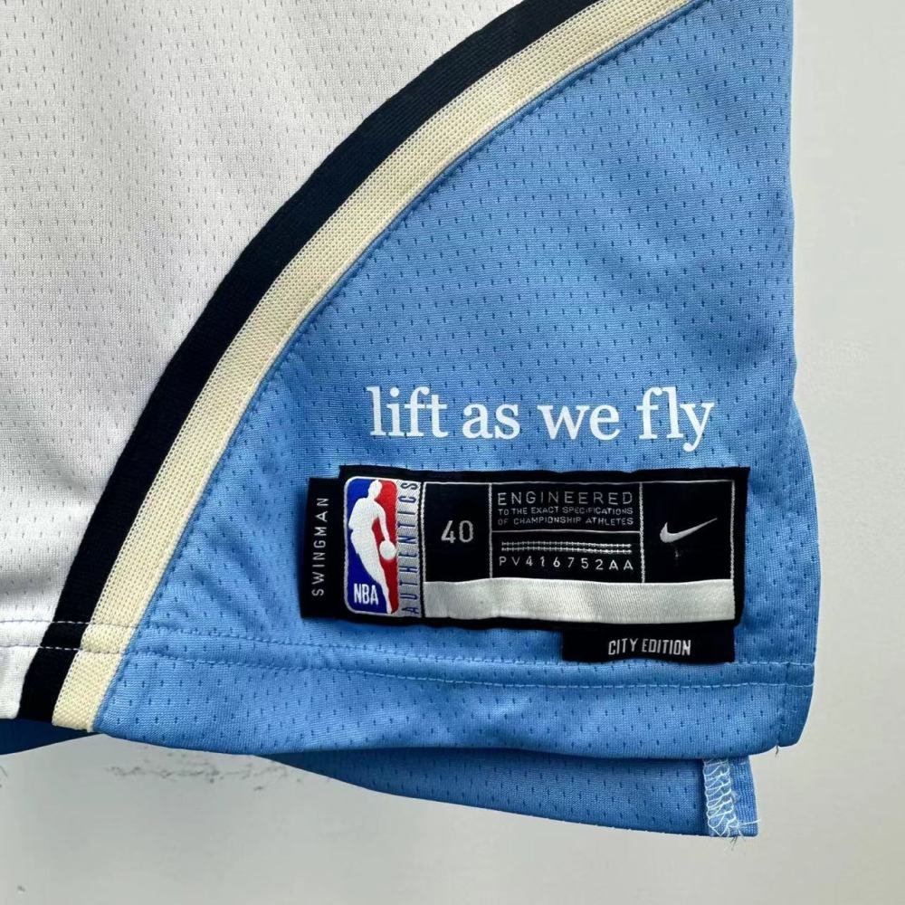 Trae Young, No. 11 of the Hawks' City Edition in the 25th season