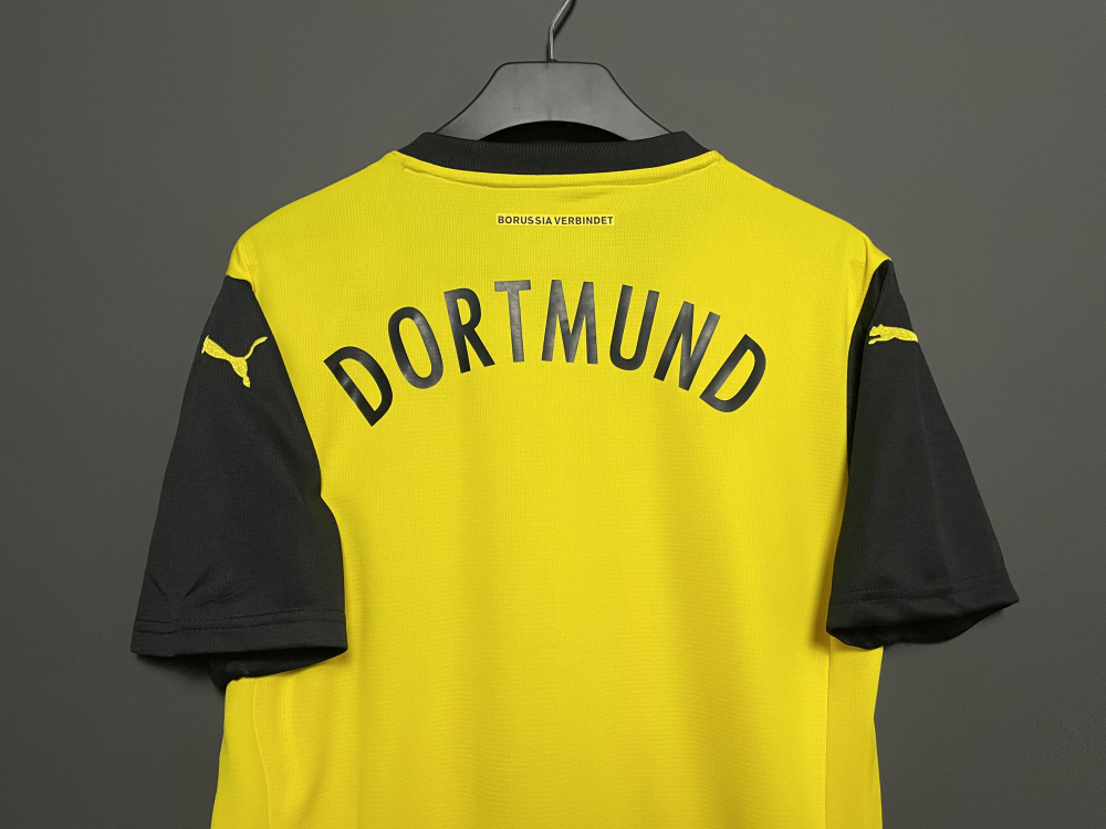 2425 Dortmund home S-4 XL