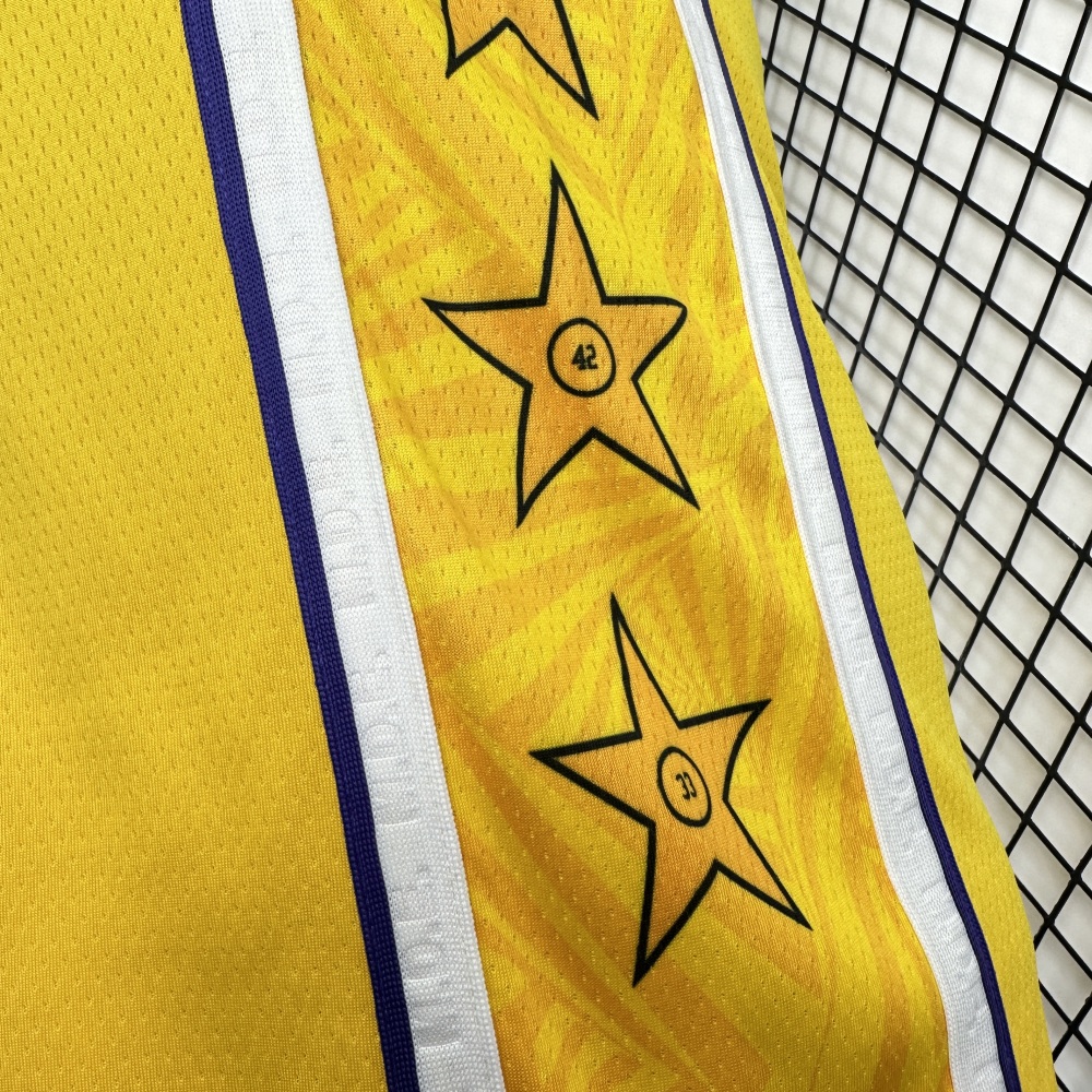 Lakers Star No. 77 Luka Doncic
