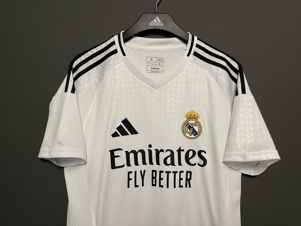 2425 Real Madrid home S-4 XL