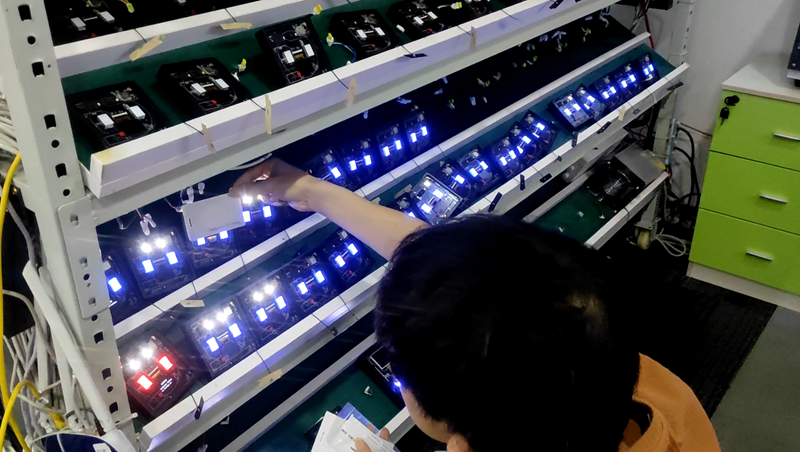 72-hour aging test: Prevention is better than leaving problems for the customer.