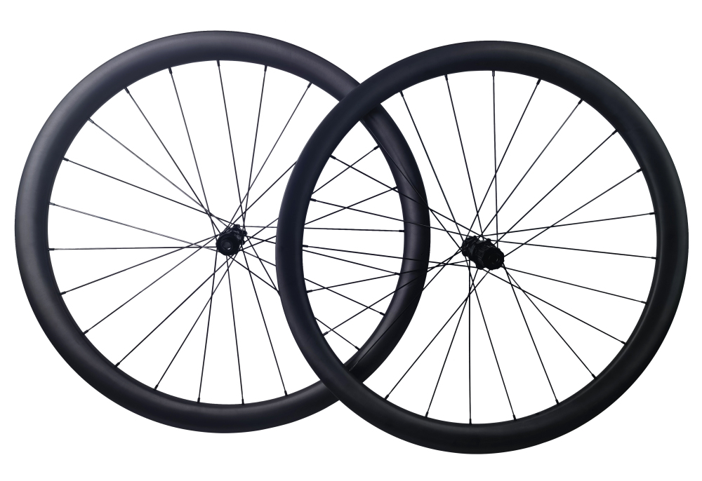 Carbon Speed T1100 carbon 700C tubeless disc brake road/gravel bike wheelsets with Sapim CX-Ray spokes