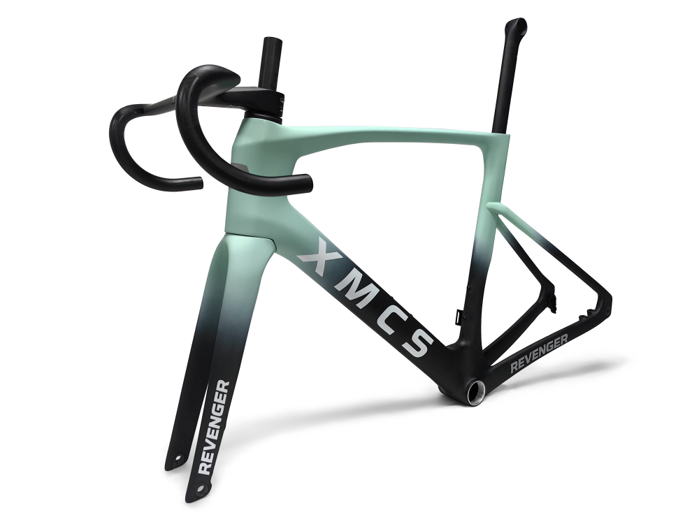 XMCS-F2501 Gran Turismo frameset