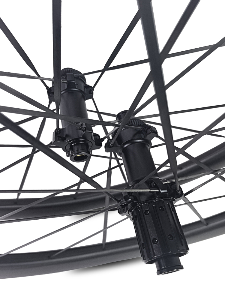 Carbon Speed T1100 carbon 700C 24mm internal wide front 50mm rear 60mm depth road/gravel bike wheelsets with front 16 rear 18 spokes straight through version hubs