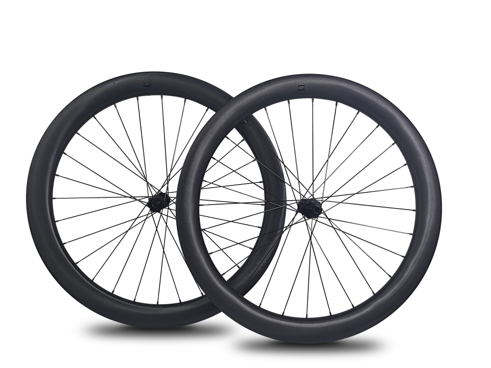 XMCS 32.5mm IW 53mm depth T1100 carbon 700C gravel bike wheelsets with 28/28H in-house boost hubs and Sapim CX-Ray spokes
