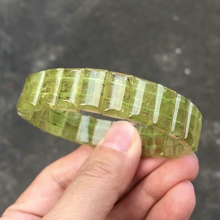 Natural Tasvorite bracelet, Green Garnet Gemstone Bracelet,Healing,Keep Healthy,Good Lucky,Bracelet for women,Men Jewelry Gift