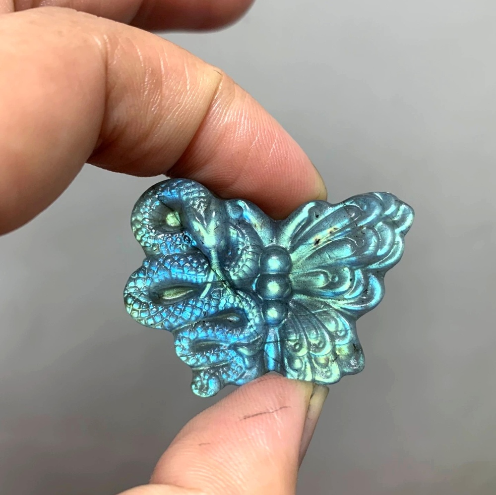 Labradorite butterfly pendant,Flashy Labradorite Gemstone Pendant For Necklace Design