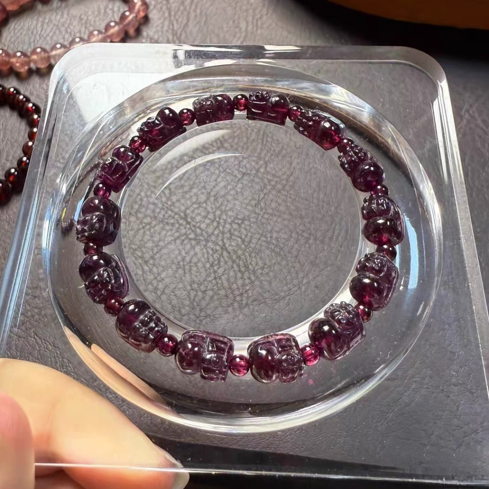 Rare! AAA Garnet bracelet,Pixiu Carved Gemstone Bracelet ,jewelry gift for her