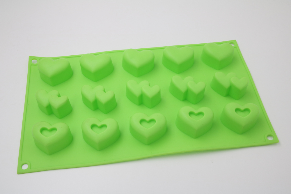 BM050 Heart Cake Mould | silicone cake mould