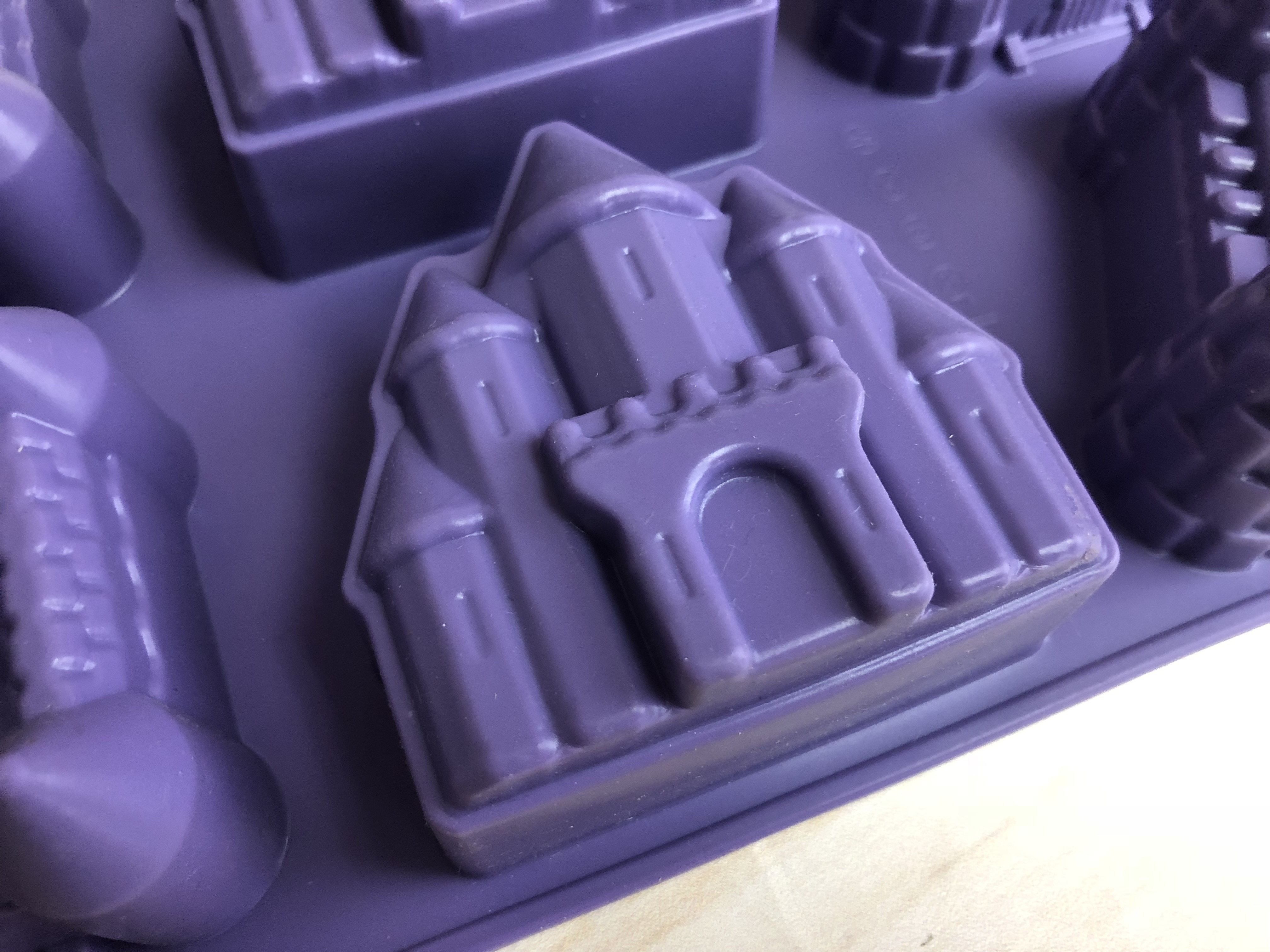 BM062 Pentagon muffin mould | silicone muffin mold