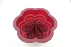 BM066 Flower Cake Mould | silicone cake mould in oven