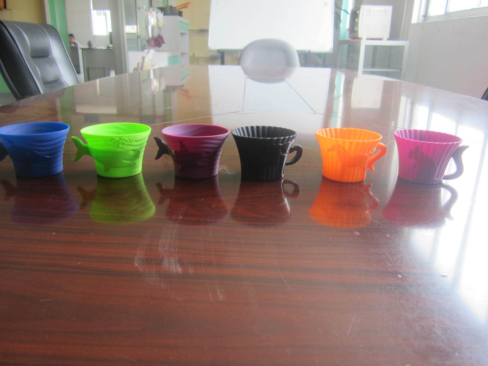 BM072C/BM072B/BM072A Horse/Squirrel /Elephant Cup Cake mould | silicone Cake mould