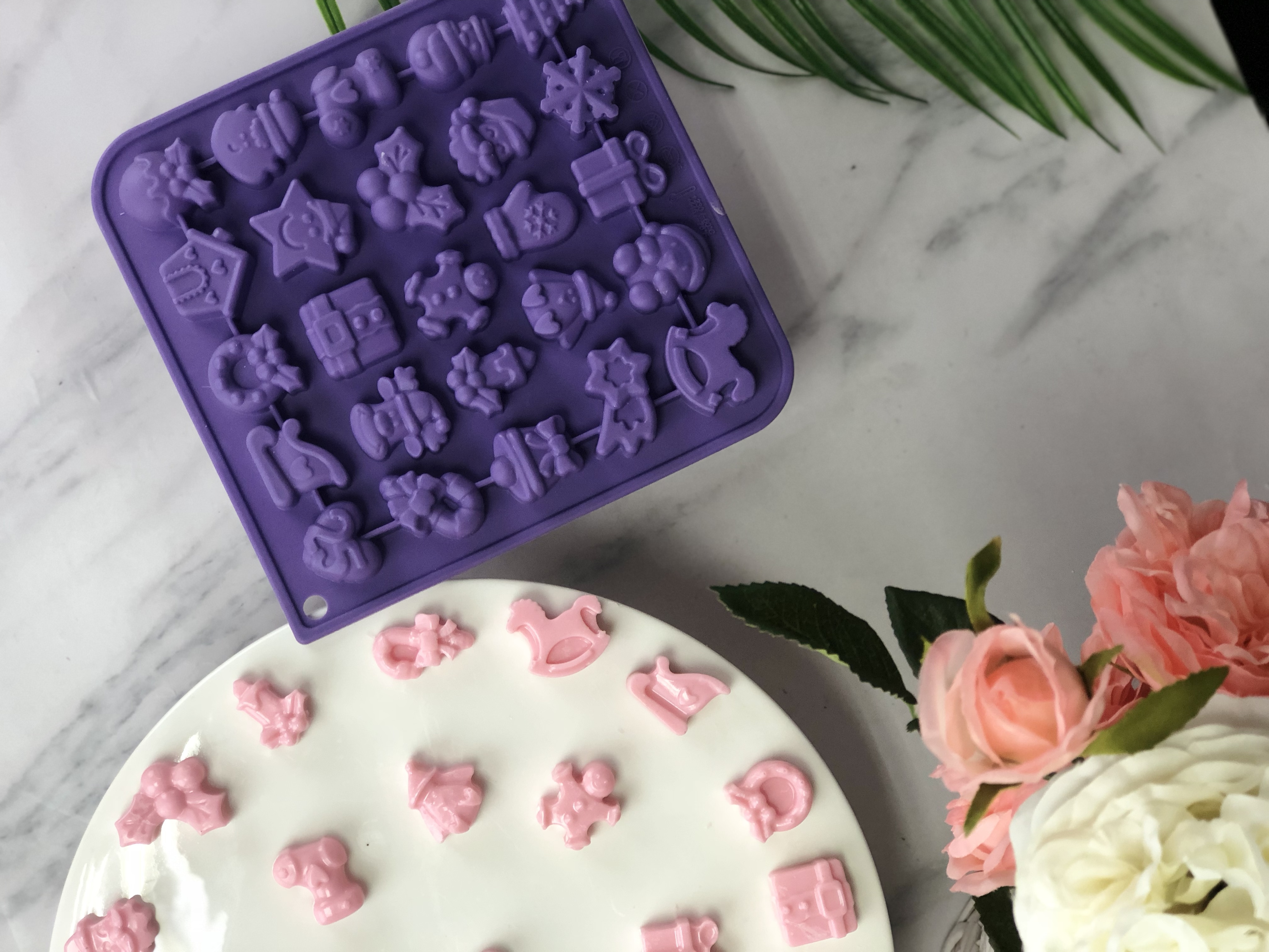 BM109 24 Days Christmas Biscuit or Chocolate Mould | silicone chocolate mould