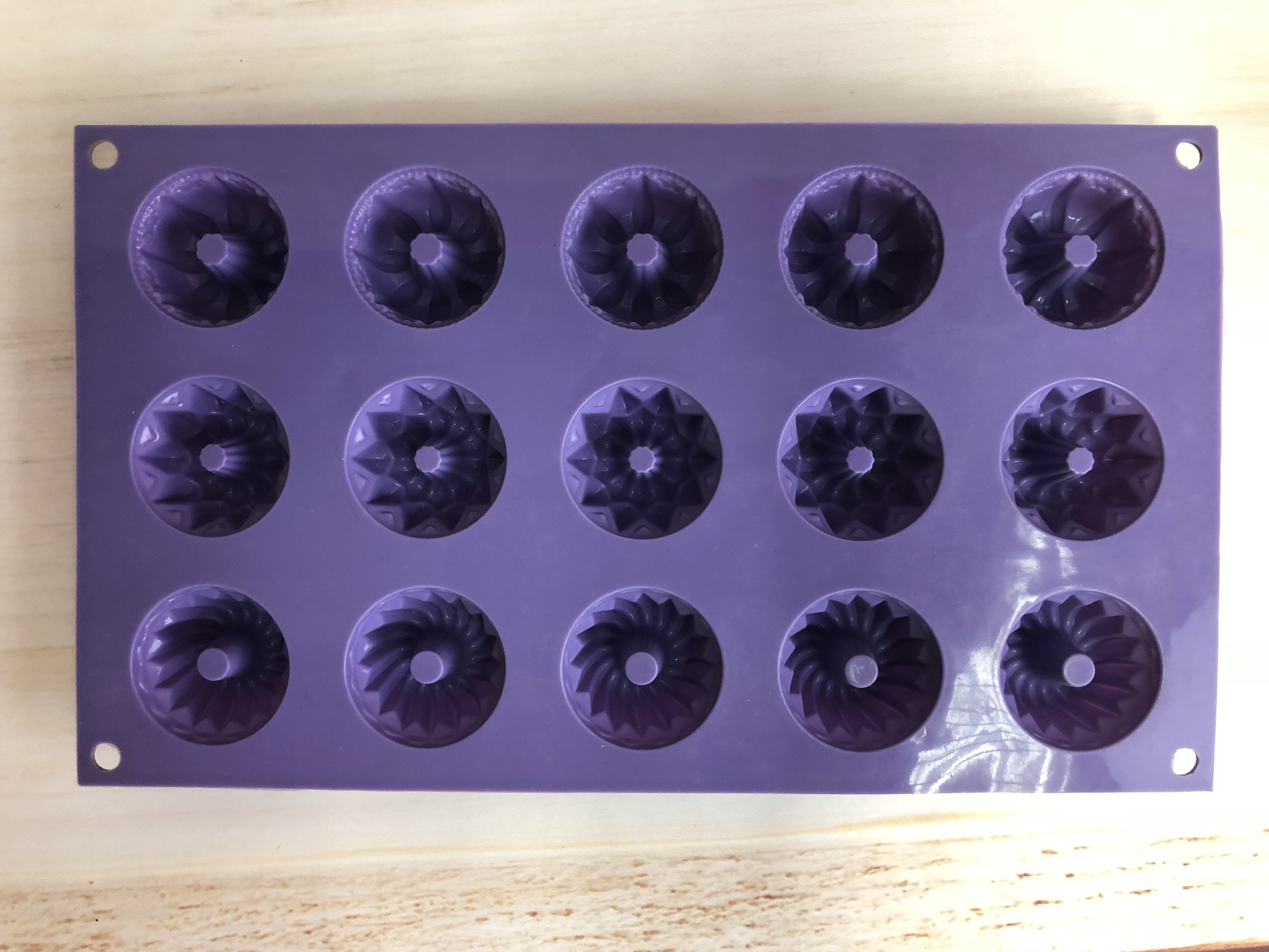 silicone muffin mold | IC011 Flower Mufifn mould