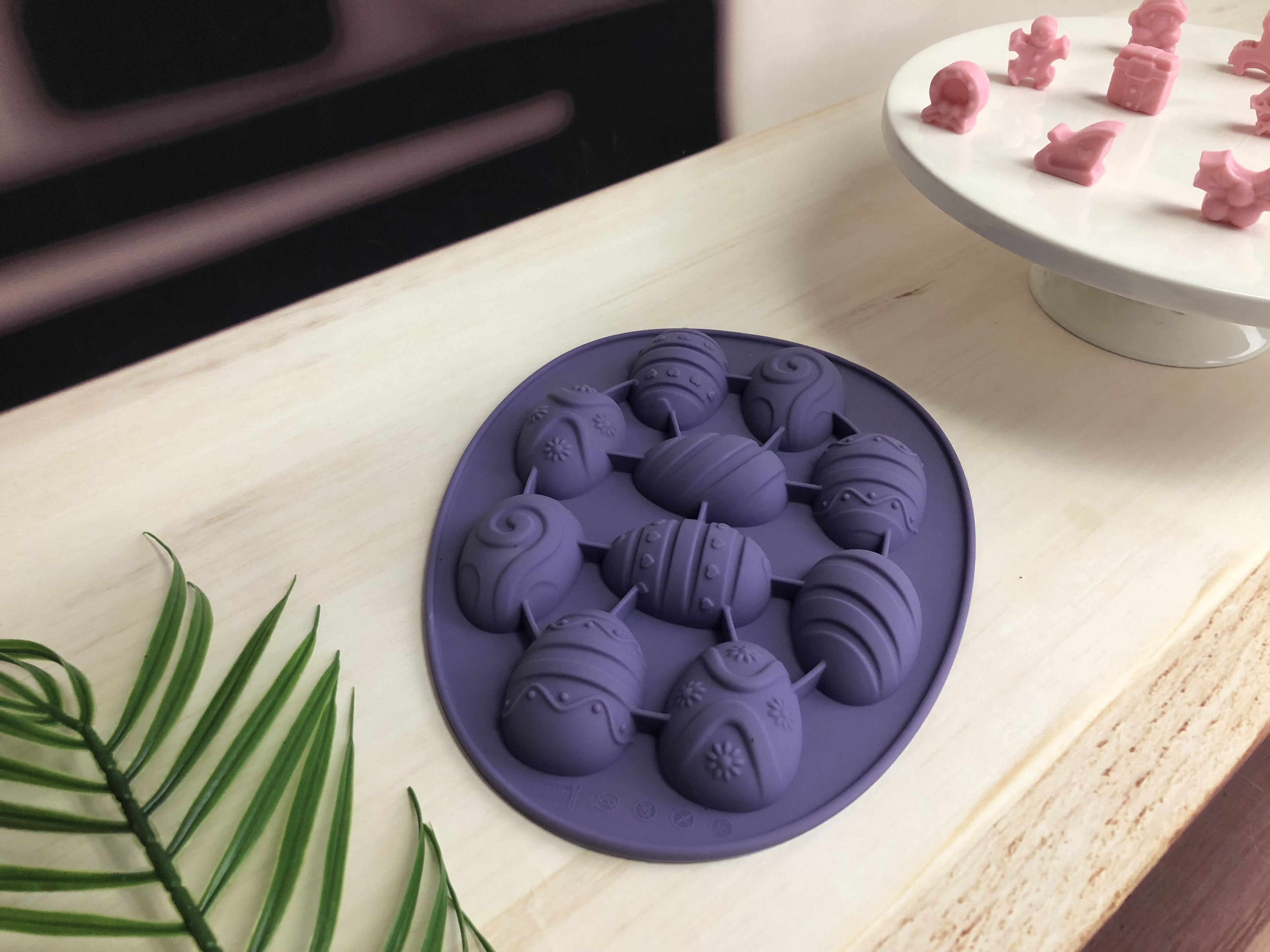 high quality silicone chocolate mould | IC056 Easter Egg Chocolate mould