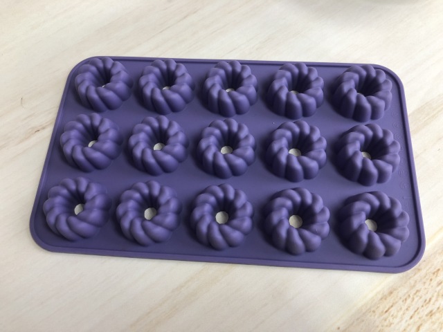 silicone chocolate mould | IC036 15Cup Donut Chocolate Mould