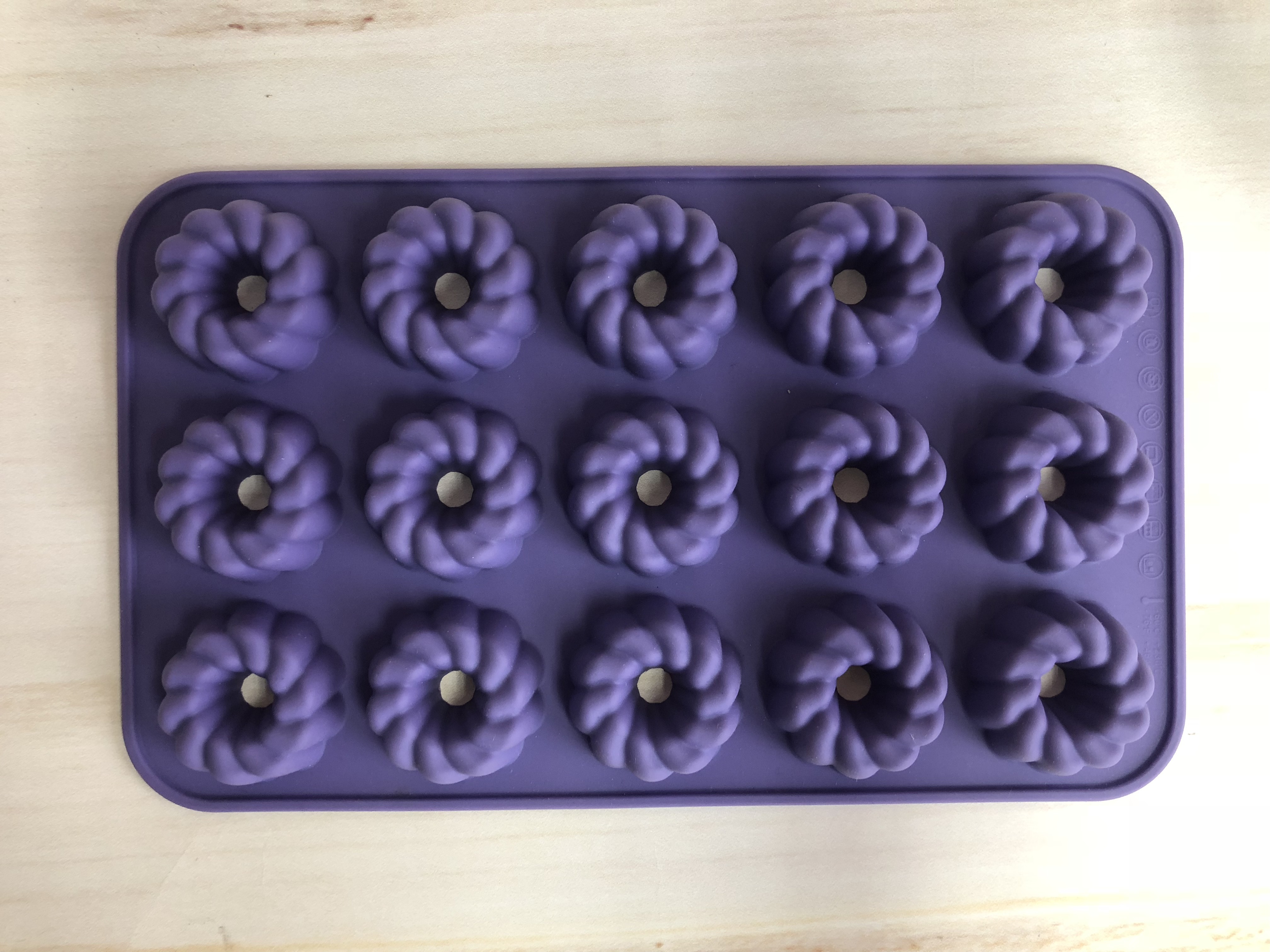 silicone chocolate mould | IC036 15Cup Donut Chocolate Mould