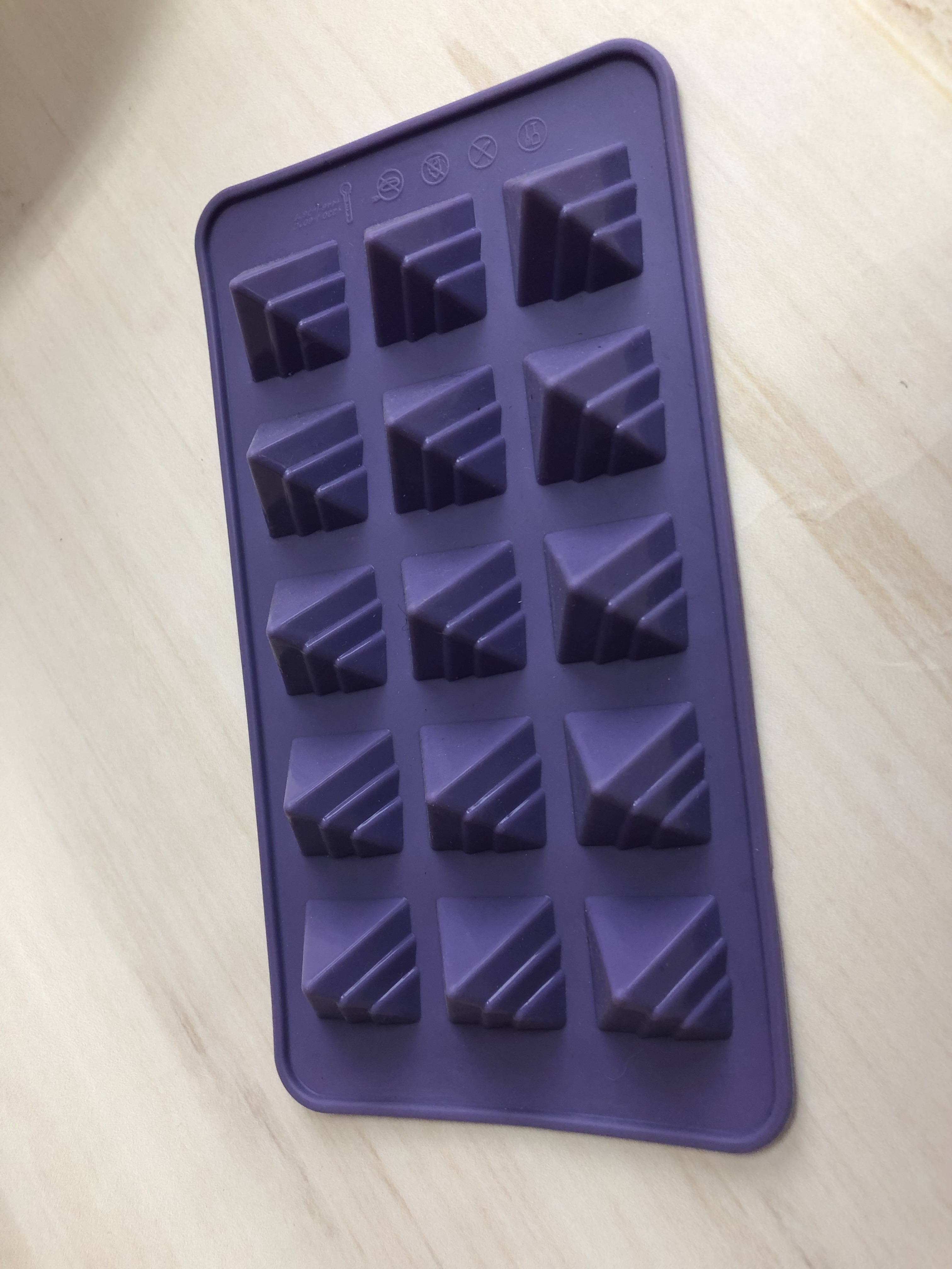 silicone mold | IC009 Pyramid chocolate mould
