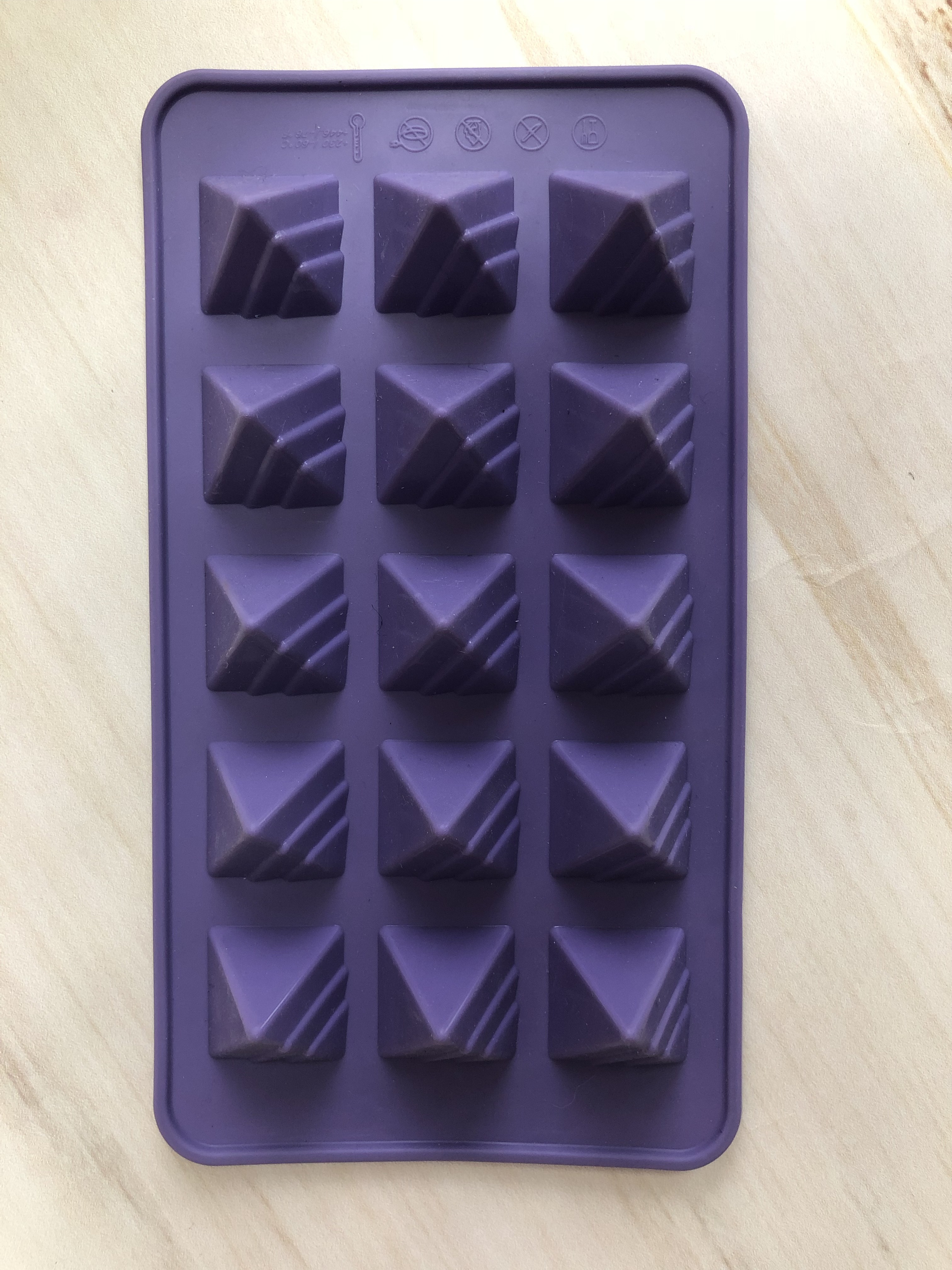 silicone mold | IC009 Pyramid chocolate mould