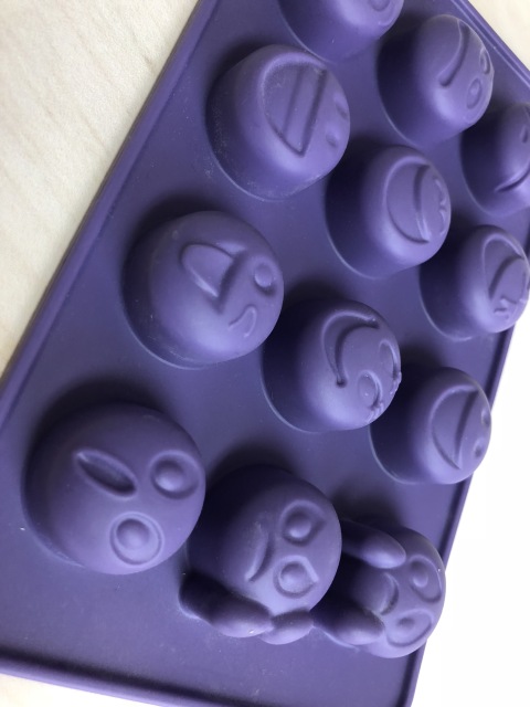 silicone chocolate mould | IC047 Emoji chocolate mould