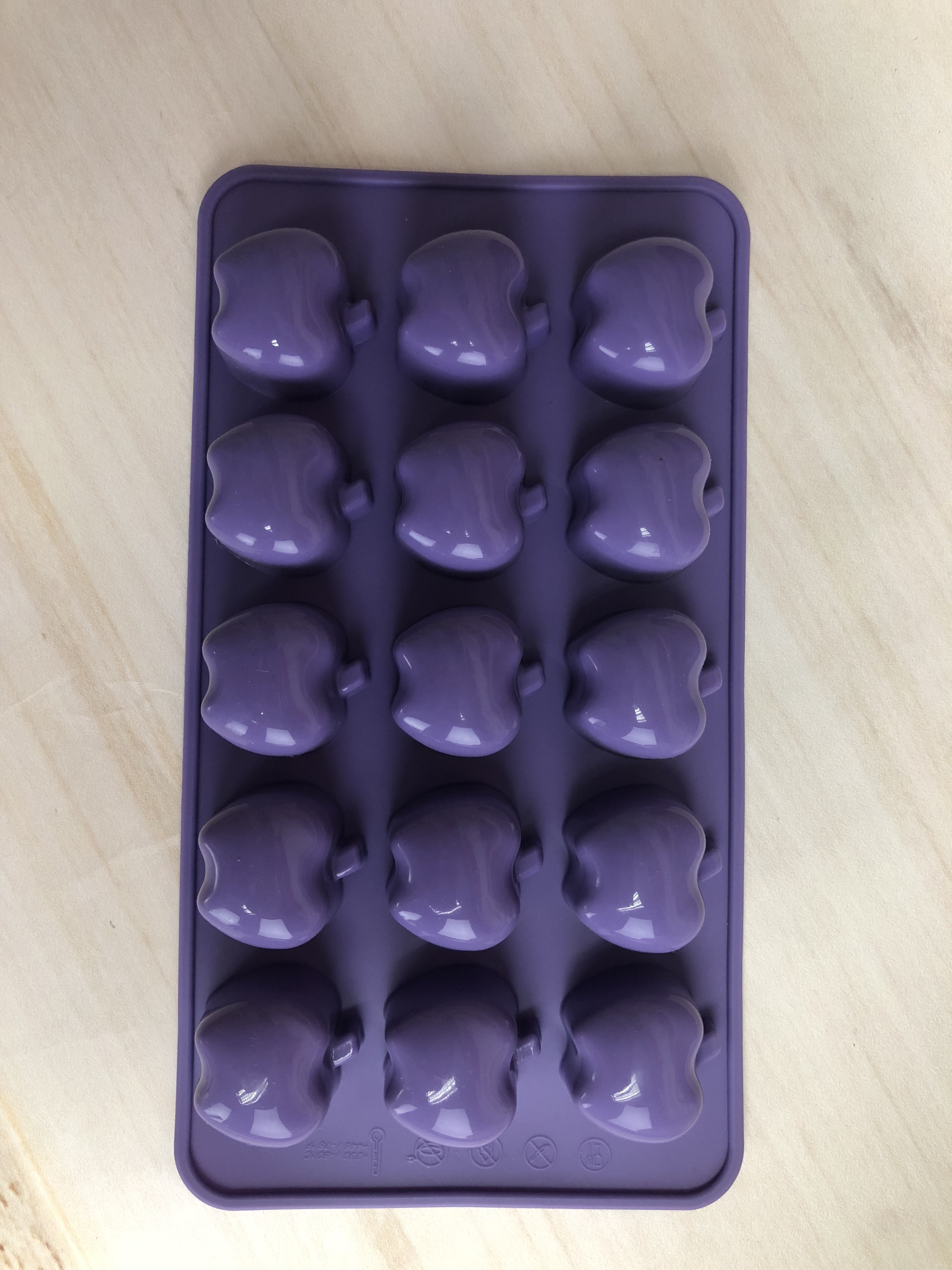 silicone chocolate mould | IC013 Applce chocolate mould