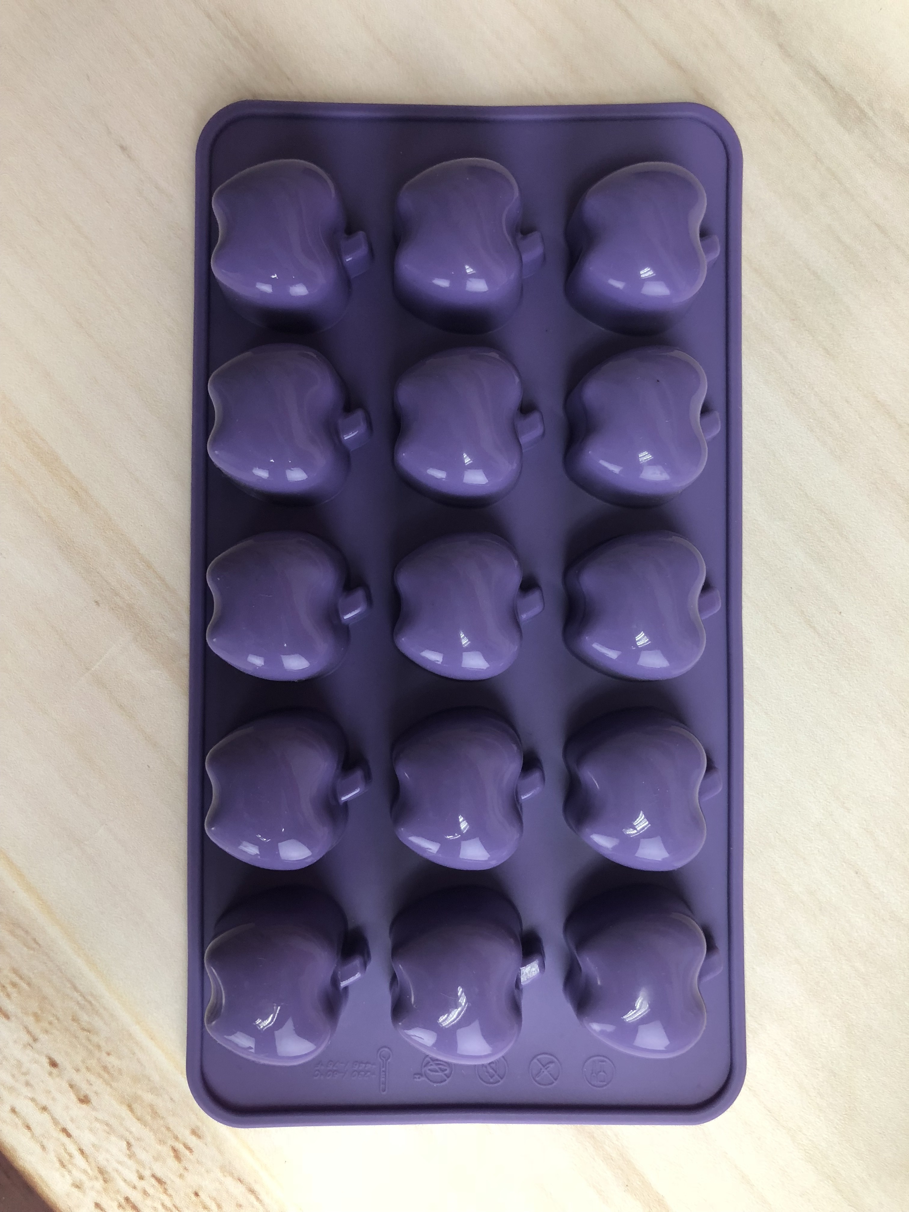 silicone chocolate mould | IC013 Applce chocolate mould